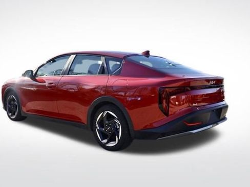 Used 2025 Kia K4 EX image 9