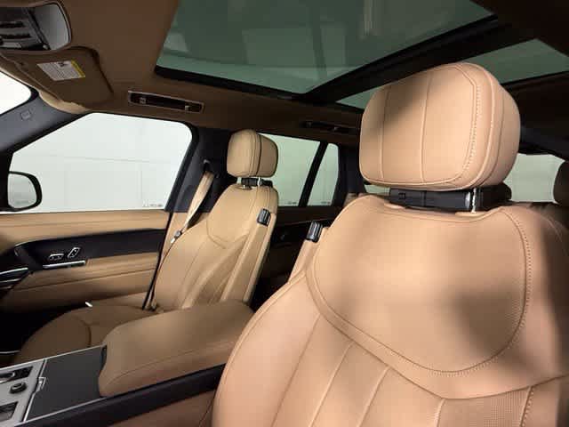 New 2027 Land Rover Range Rover SE AWD/4WD image 17
