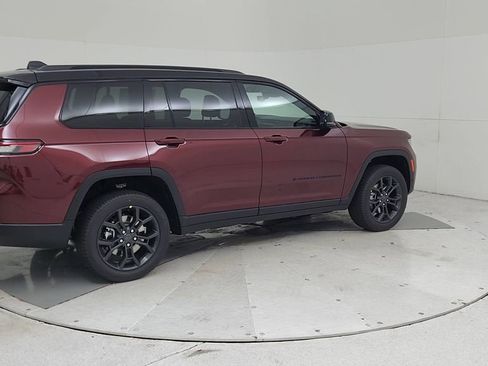 New 2025 Jeep Grand Cherokee L Limited image 15