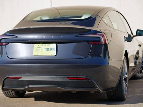 Used 2024 Tesla Model 3 RWD image 5