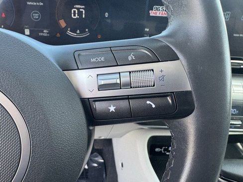 Used 2025 Hyundai Kona SEL image 17