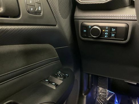 Used 2024 Ford Mustang Dark Horse RWD image 19