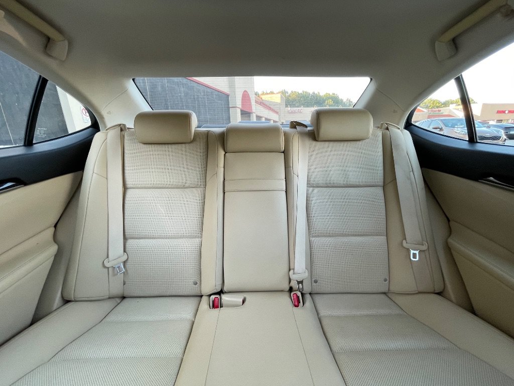 Used 2014 Lexus ES 350 w/ Premium Package FWD image 46