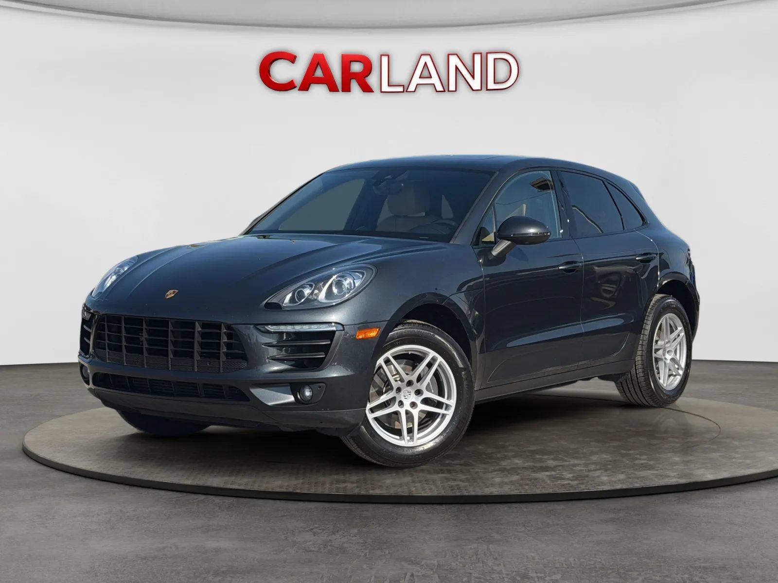 Used 2017 Porsche Macan AWD/4WD image 1