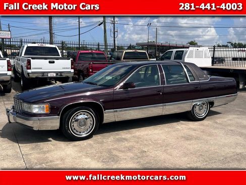 Used 1996 Cadillac Fleetwood Brougham image 1