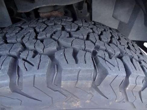 Used 2016 Nissan NV 3500 SL image 17