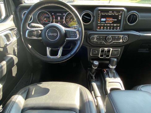 Used 2021 Jeep Gladiator Overland w/ Popular Equipment Package image 12