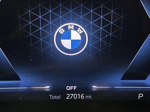 Certified 2024 BMW 330i xDrive Sedan w/ M Sport Package AWD/4WD image 21