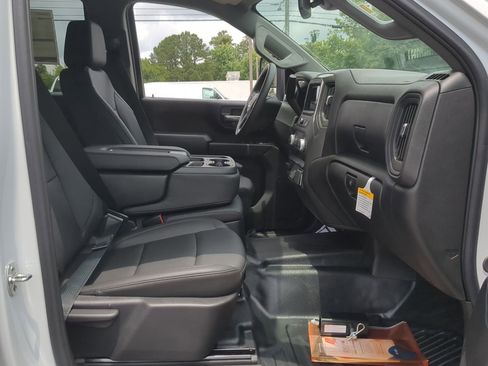 New 2025 GMC Sierra 3500 Pro w/ Convenience Package image 26