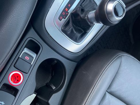 Used 2017 Audi Q3 2.0T Prestige image 28