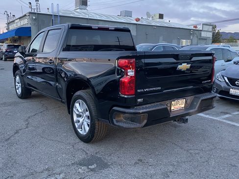 Used 2022 Chevrolet Silverado 1500 Custom image 10