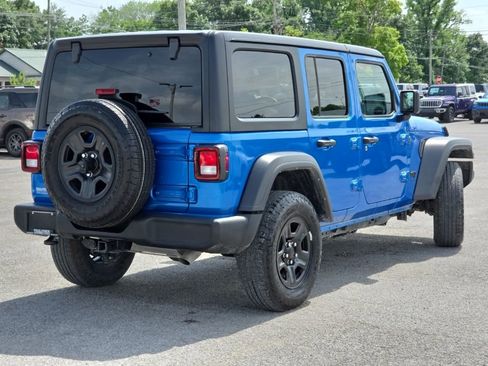 Used 2024 Jeep Wrangler Sport AWD/4WD image 7