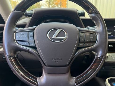 Used 2019 Lexus LS 500 F Sport image 19