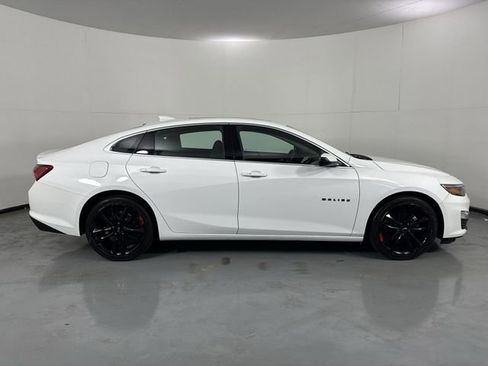 Used 2020 Chevrolet Malibu LT FWD image 36