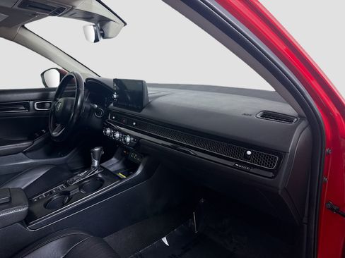 Used 2023 Honda Civic Touring image 29
