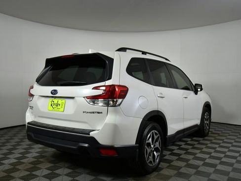 Used 2021 Subaru Forester Premium w/ Popular Package #1 image 11