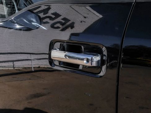 Used 2017 Ford F150 XLT w/ Equipment Group 302A Luxury image 39