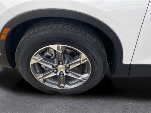 Used 2023 Chevrolet Blazer LT w/ Driver Confidence Package image 19