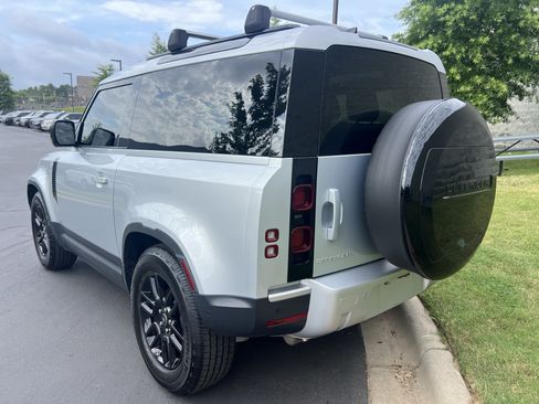 Certified 2022 Land Rover Defender 90 S AWD/4WD image 5