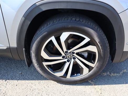 Used 2021 Volkswagen Atlas Cross Sport SEL Premium AWD/4WD image 39