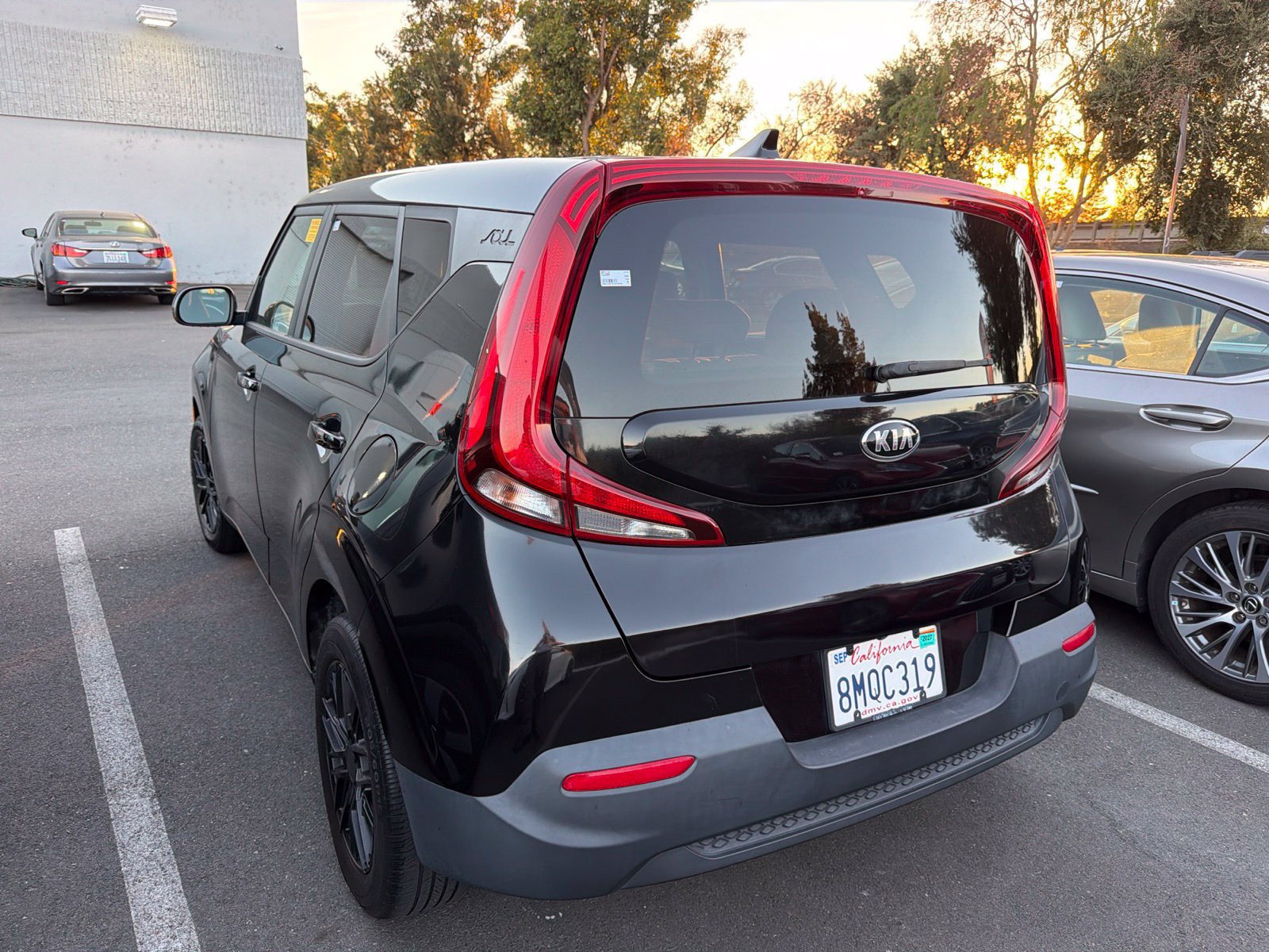 Used 2020 Kia Soul LX FWD image 4