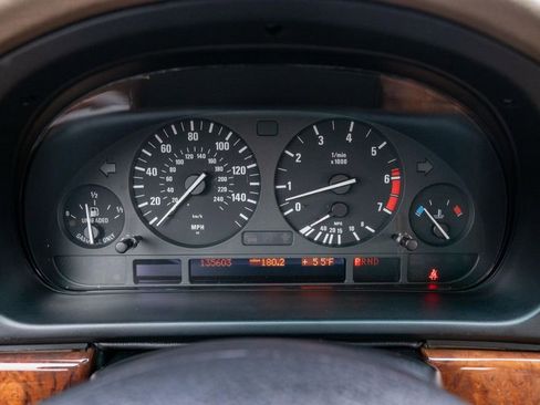 Used 2001 BMW 540i Sedan image 15