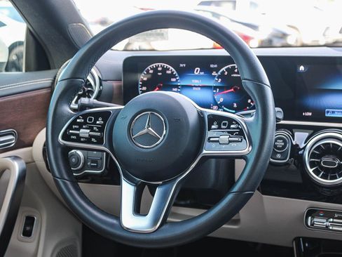 Used 2023 Mercedes-Benz CLA 250 CLA 250 image 16