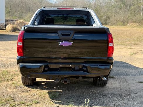 Used 2007 Chevrolet Avalanche LTZ w/ LTZ Preferred Equipment Group image 4