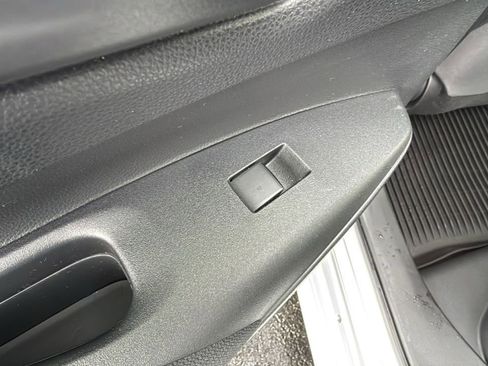 Certified 2022 Toyota Corolla LE image 30