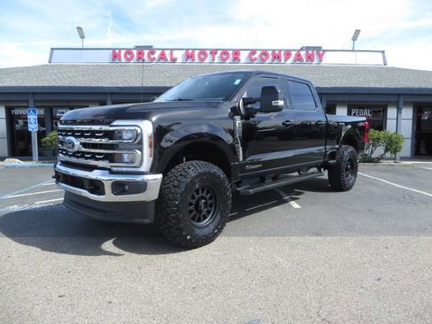 Used 2024 Ford F250 Lariat image 1