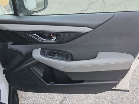 Used 2023 Subaru Outback Premium image 26