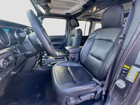 Certified 2023 Jeep Wrangler Unlimited w/ Convenience Group AWD/4WD image 21
