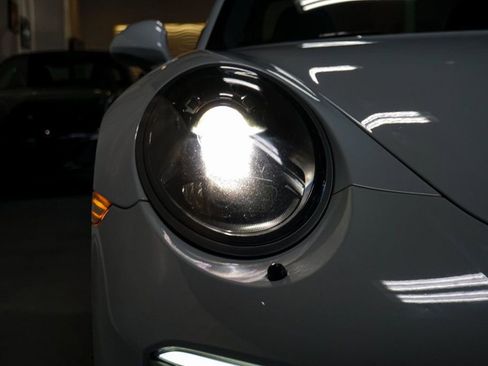 Used 2018 Porsche 911 GT3 RS image 82