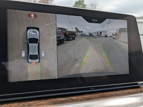 Used 2017 BMW 540i image 19