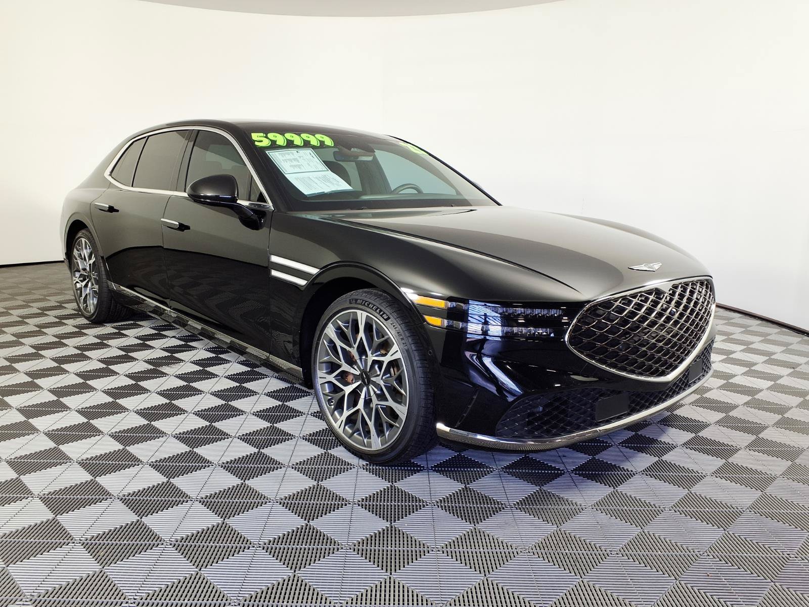 Certified 2023 Genesis G90 3.5T AWD/4WD image 3