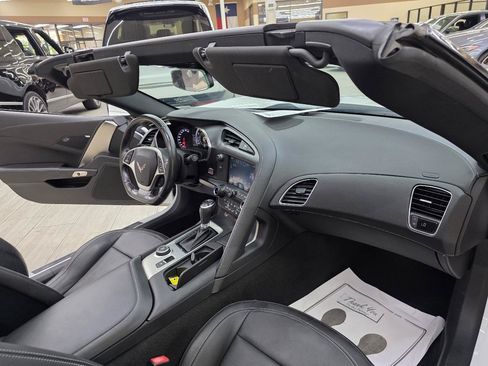 Used 2019 Chevrolet Corvette Stingray Coupe w/ Battery Protection Package RWD image 22