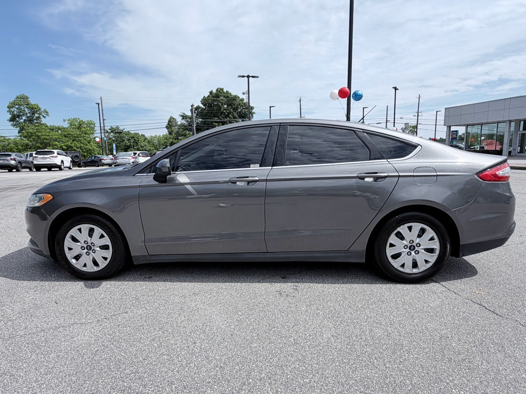 Used 2014 Ford Fusion S FWD image 5