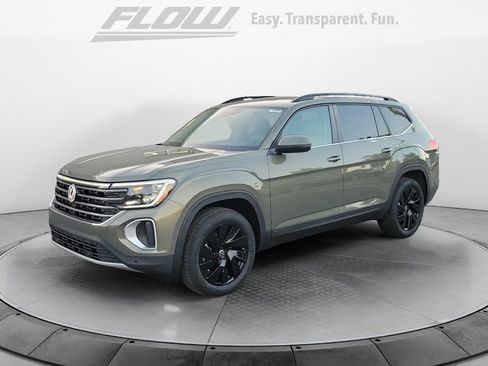 New 2026 Volkswagen Atlas SE FWD image 3