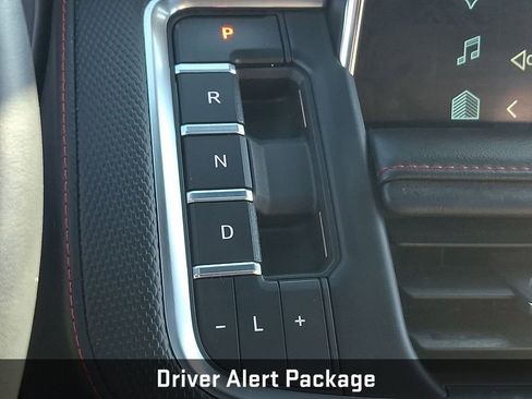 Used 2023 Chevrolet Suburban RST w/ Sport Performance Package image 21