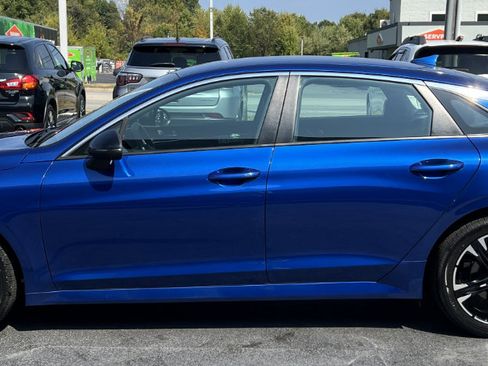 Used 2022 Kia K5 GT-Line image 10