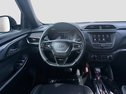 Used 2022 Chevrolet TrailBlazer RS FWD image 21