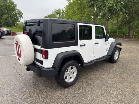 Used 2017 Jeep Wrangler Unlimited Sport w/ Quick Order Package 24S AWD/4WD image 5