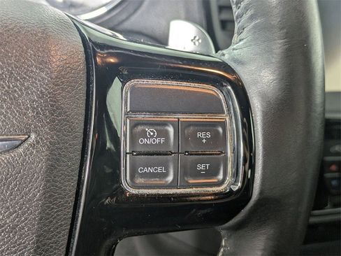 Used 2014 Chrysler 300 S image 21