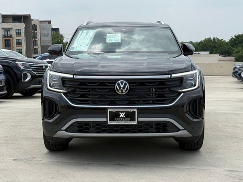 New 2026 Volkswagen Atlas Cross Sport SE FWD image 5