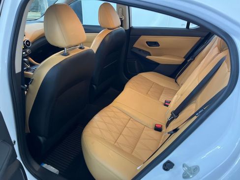 Used 2024 Nissan Sentra SV w/ SV Premium Package image 22