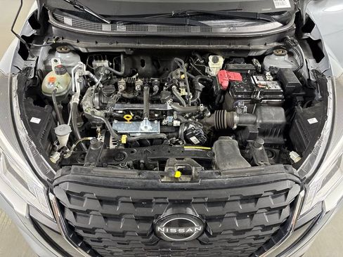 Used 2022 Nissan Kicks SV FWD image 37