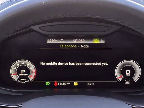 Used 2021 Audi Q8 Prestige w/ Prestige Package image 17