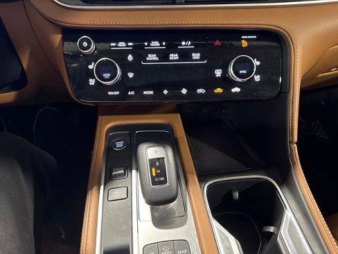 Certified 2025 INFINITI QX60 Sensory image 18