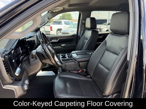 Used 2025 GMC Sierra 1500 SLT AWD/4WD image 31