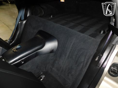 Used 1999 Chevrolet Corvette w/ Memory Pkg image 18